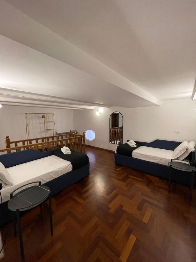 Luciano Monti Appartement *